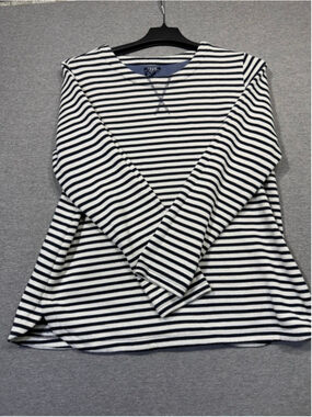 Women’s IZOD Crewneck Sweater XL White and Navy Striped